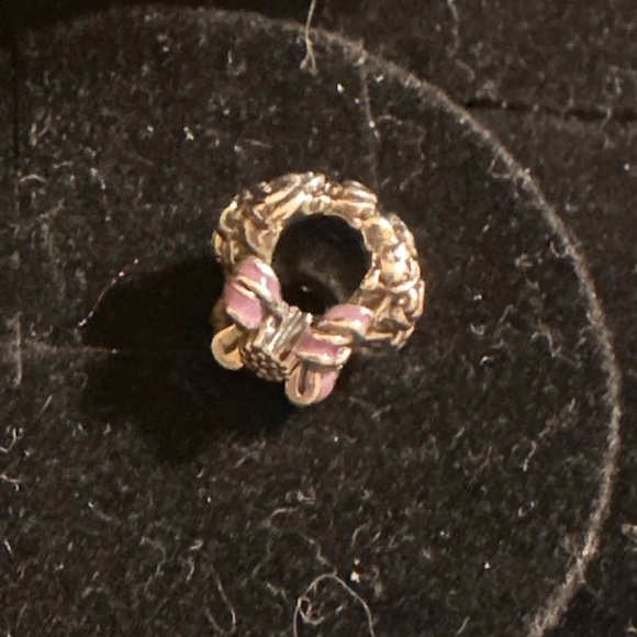 Authentic Pandora retired bouquet of flowers lilac bow charm 💐 - Picture 6 of 8